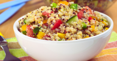 Salada de quinoa tropical