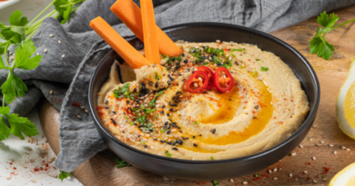 Palitos de cenoura com hummus